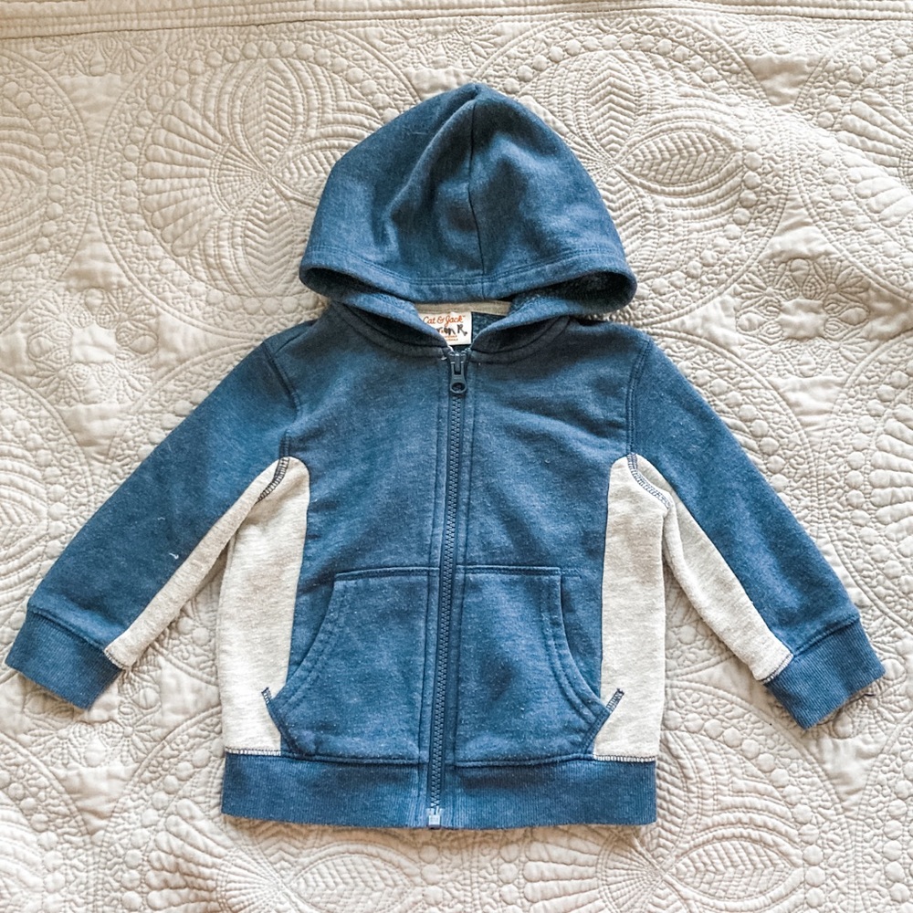 🌸 3 for $12! Baby boys’ hoodie